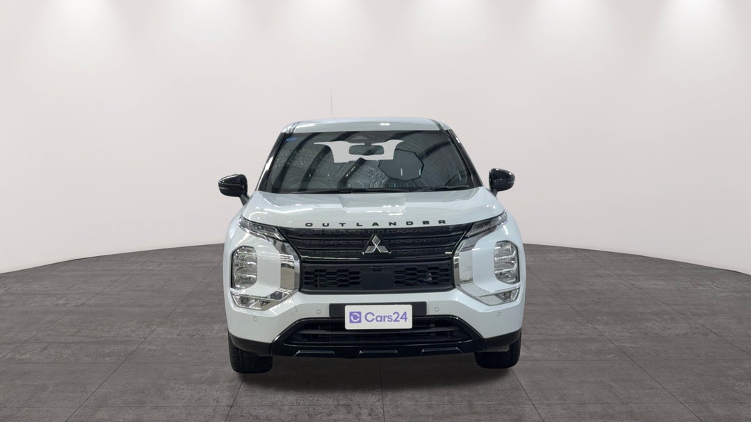 2023 Mitsubishi Outlander Ls Black Edition 7 Seat (2WD), Automatic, 24126 km, Front View