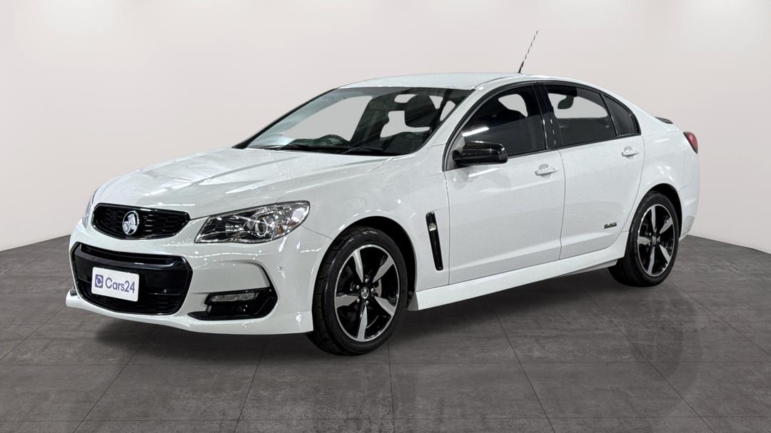 2016 Holden Commodore Sv6 Black Edition, Automatic, 160878 km, Left Front Diagonal (45- Degree) View