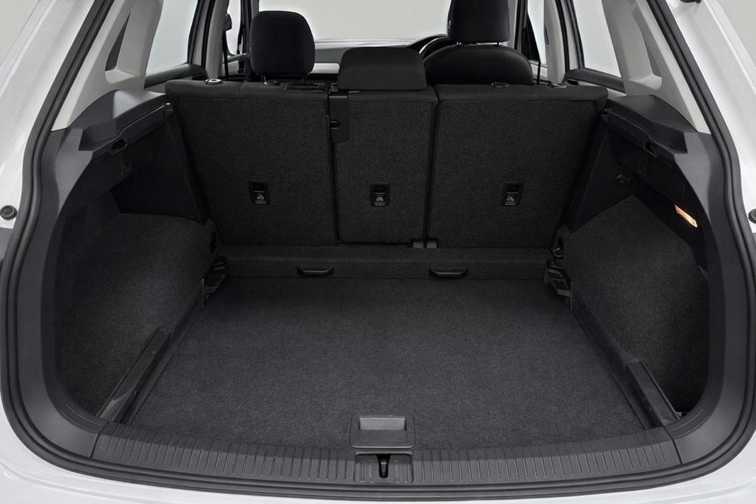 2017 Volkswagen Tiguan 110 Tsi Trendline, Automatic, 130272 km, Boot Inside View