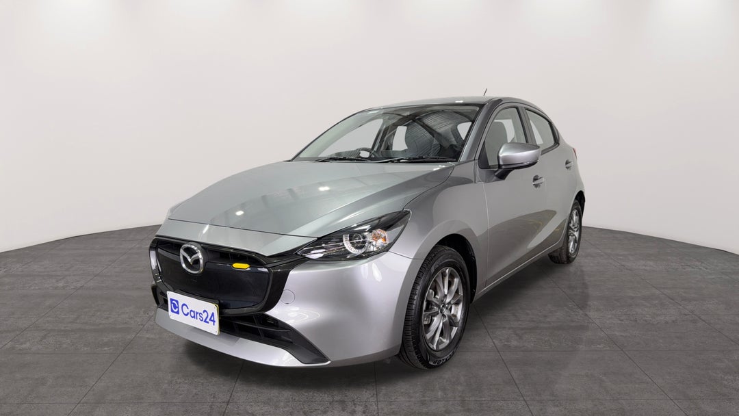 Left Front Diagonal (45- Degree) View