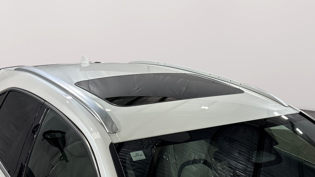 2024 Lexus Ux300h Luxury Hybrid, Automatic, 34128 km, Roof/Sunroof View