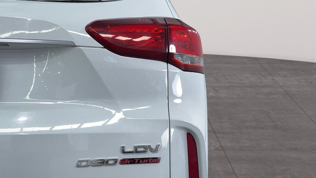 Badge (Boot Right Side)