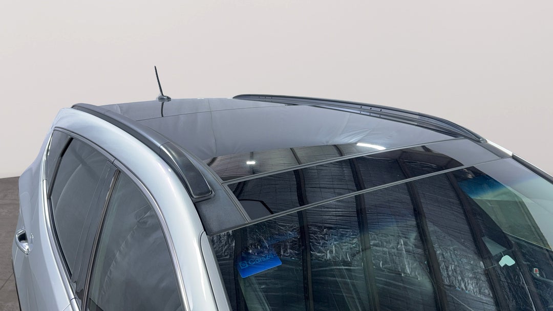 2015 Hyundai Santa Fe Highlander Crdi (4x4), Automatic, 133393 km, Roof/Sunroof View