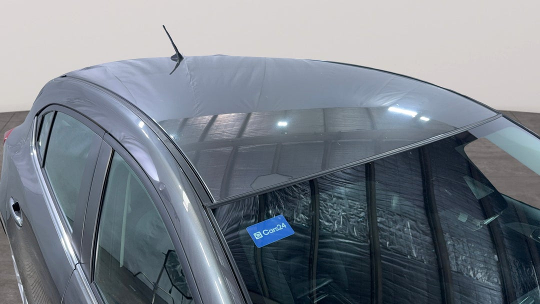 2017 Mazda 3 Sp25, Manual, 118411 km, Roof/Sunroof View