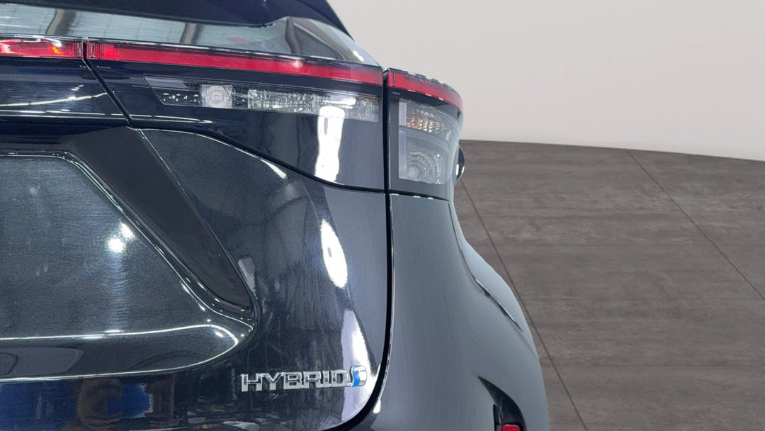 Badge (Boot Right Side)