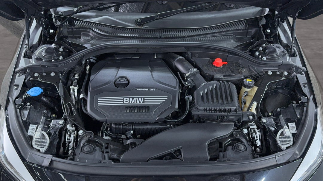 2019 BMW 1 18i M Sport, Automatic, 45275 km, Open Bonnet (Engine)