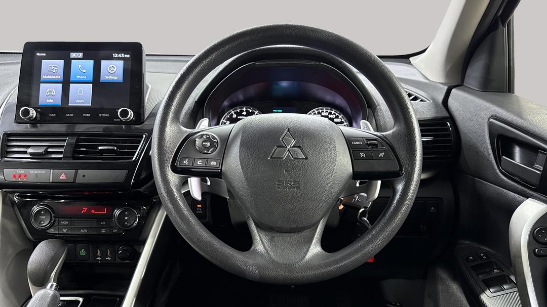 2023 Mitsubishi Eclipse Cross Es (2WD), Automatic, 61246 km, Steering Wheel Close-up