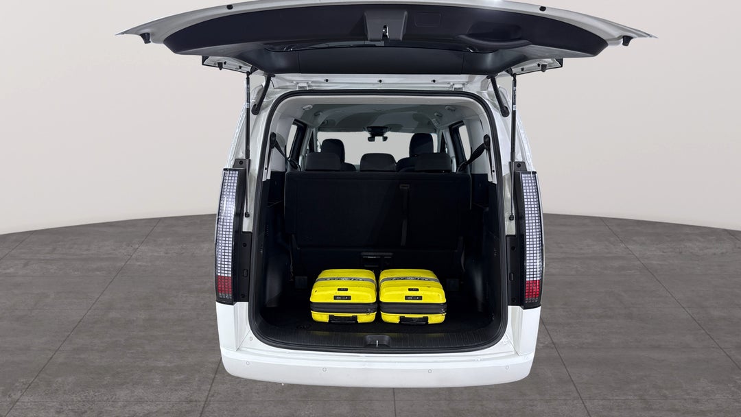 2024 Hyundai Staria ., Automatic, 48958 km, Boot Inside View with Luggage