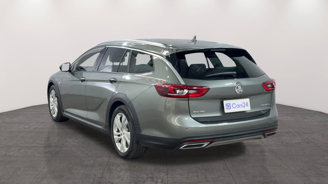 Left Back Diagonal (45- Degree) View