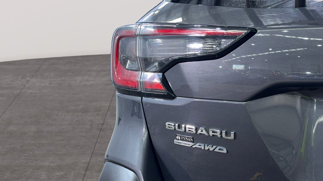2021 Subaru Outback AWD, Automatic, 50948 km, Badge (Boot Left Side)