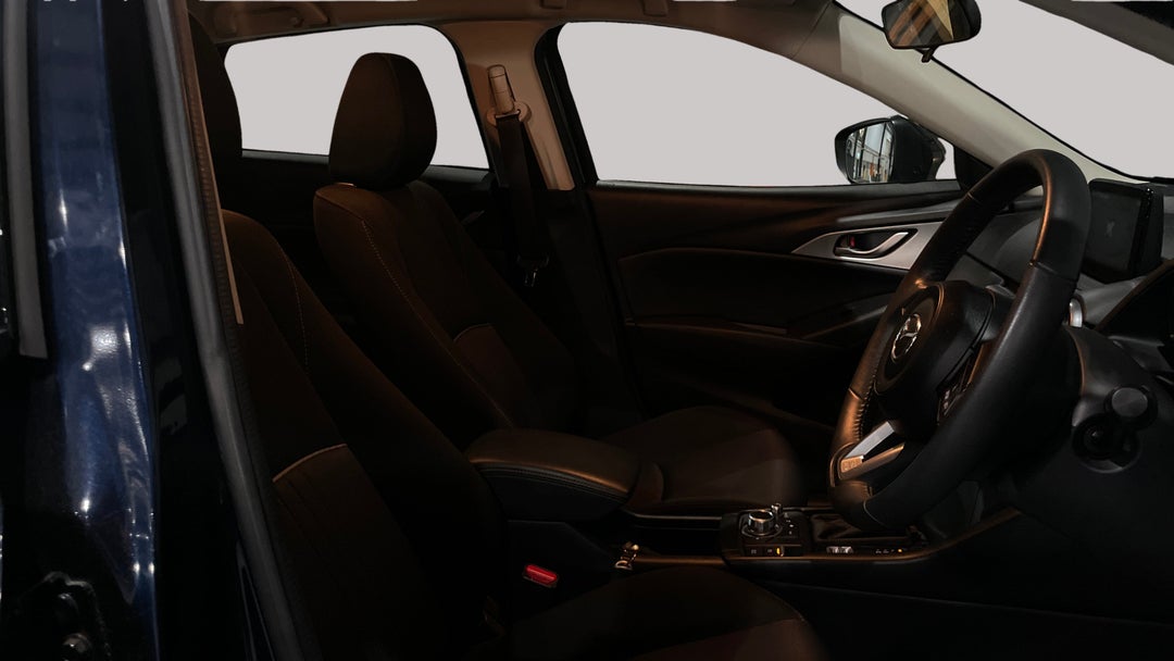2020 Mazda CX-3 Maxx Sport (FWD), Automatic, 33093 km, Right Side Front Door Cabin View