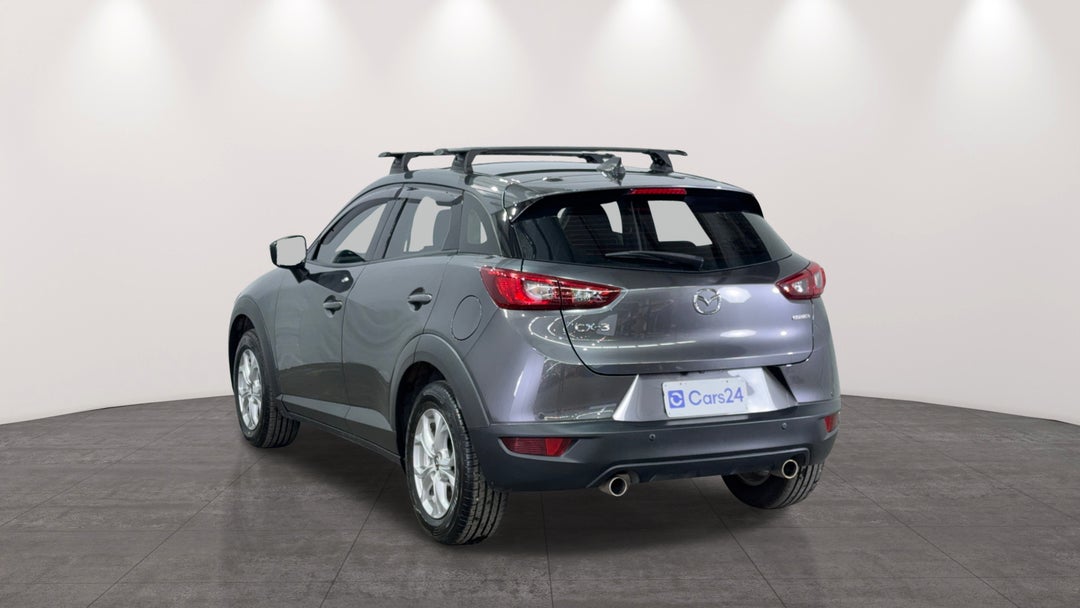 Left Back Diagonal (45- Degree) View