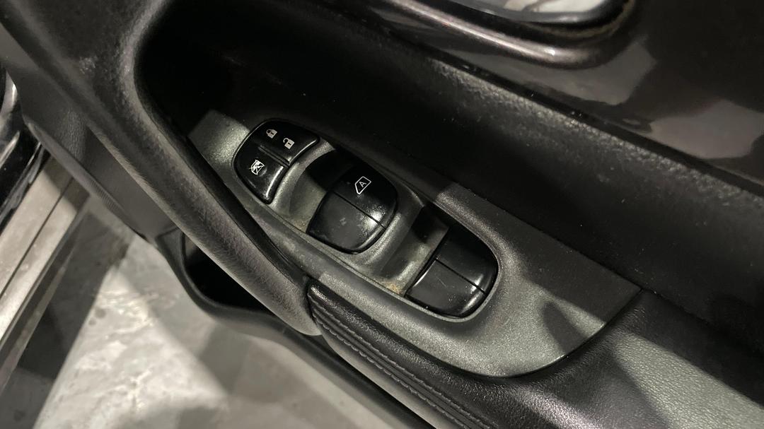 2018 Nissan X-trail St (2WD), Automatic, 72741 km, Drivers Side Door Panel Controls