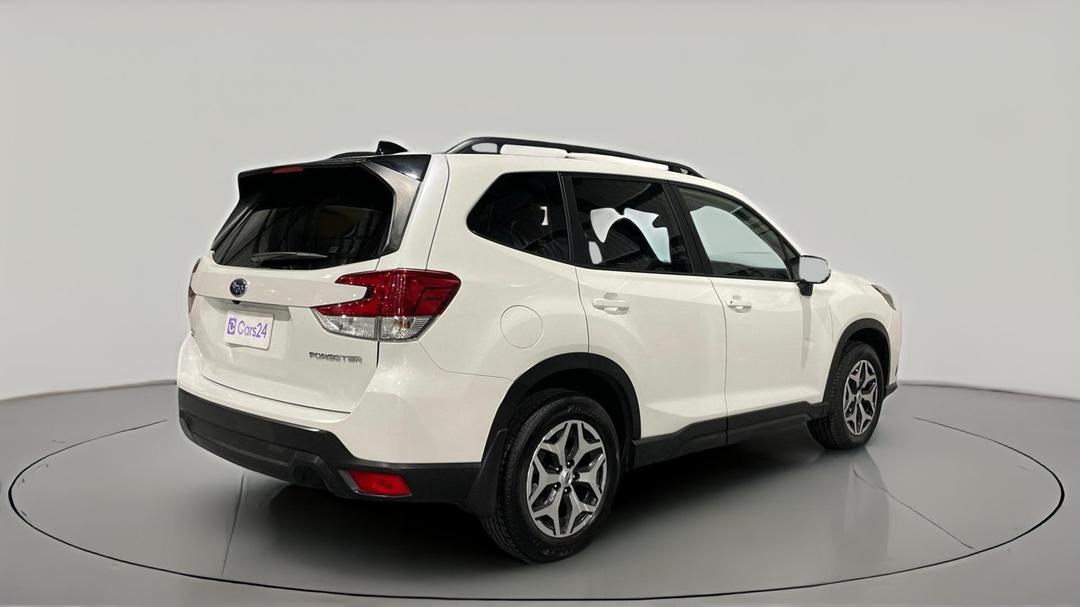 2024 Subaru Forester 2.5i (AWD), Automatic, 40401 km, Right Back Diagonal (45- Degree) View