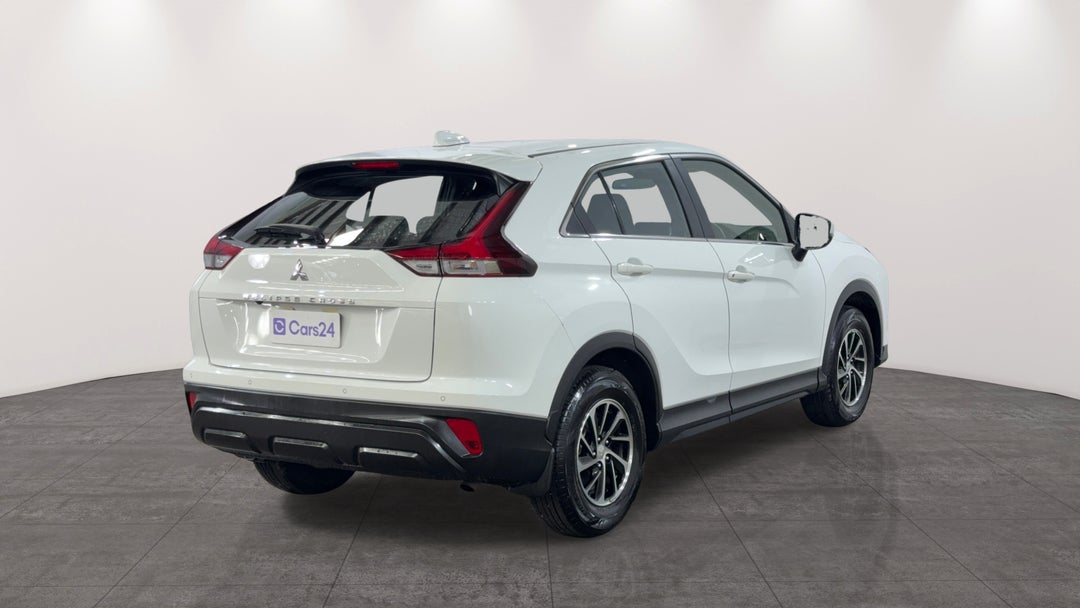 2023 Mitsubishi Eclipse Cross Es (2wd), Automatic, 52895 km, Right Back Diagonal (45- Degree) View