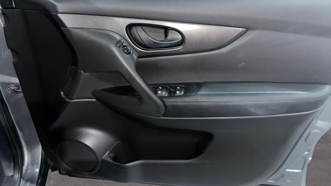 2018 Nissan Qashqai St, Automatic, 75663 km, Speaker View