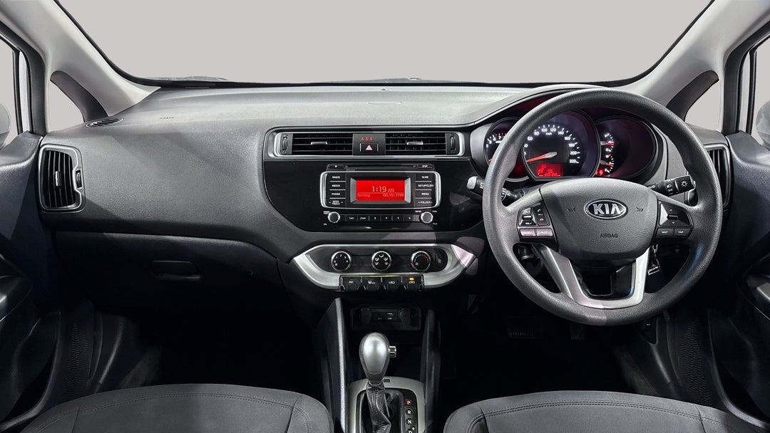 2016 Kia Rio S, Automatic, 130106 km, Dashboard View