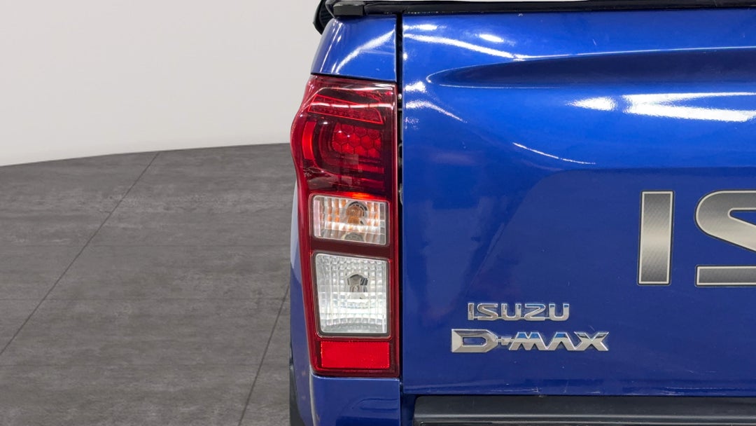 Badge (Boot Left Side)