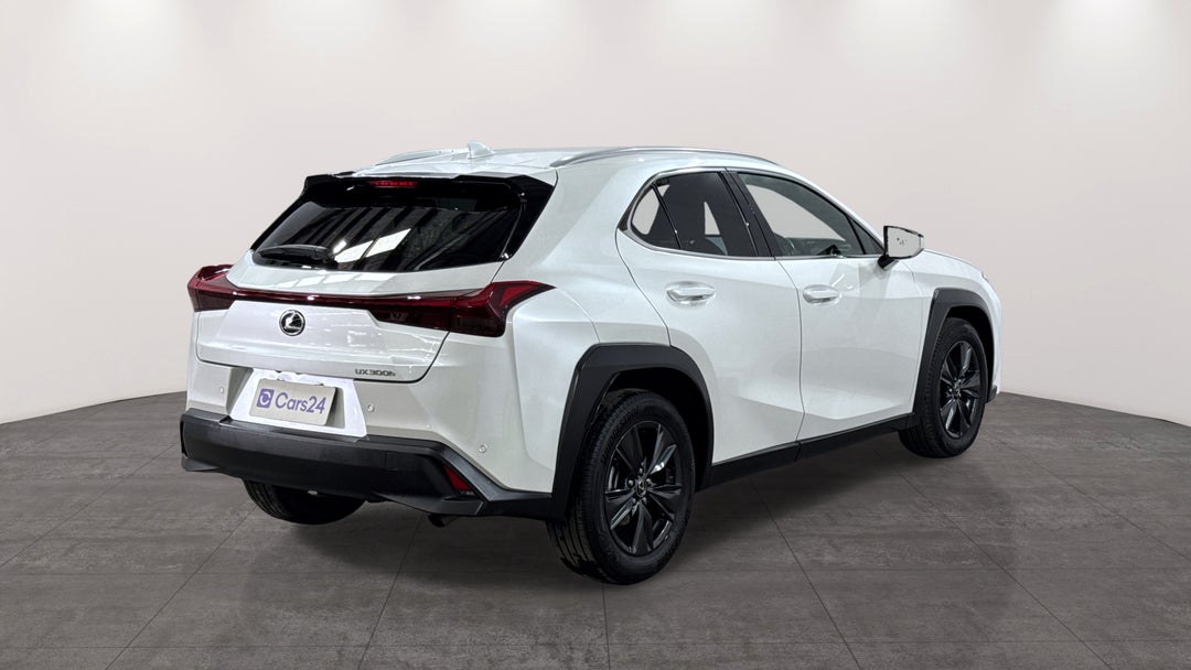 2024 Lexus Ux300h Luxury Hybrid, Automatic, 34128 km, Right Back Diagonal (45- Degree) View