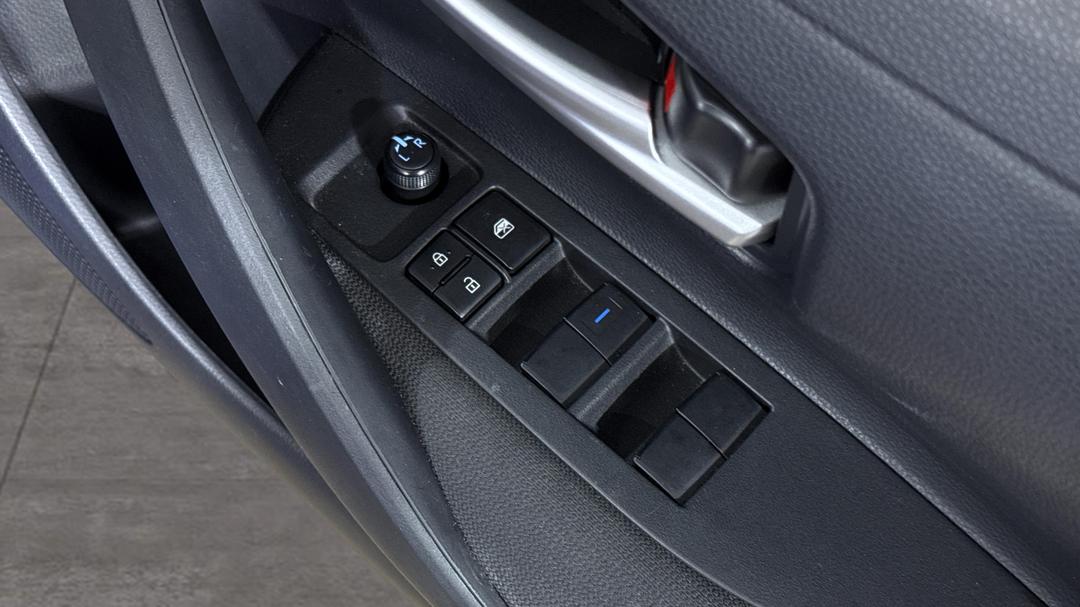 2020 Toyota Corolla Ascent Sport Hybrid, Automatic, 24649 km, Drivers Side Door Panel Controls