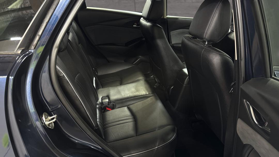 2020 Mazda CX-3 Akari (AWD), Automatic, 37198 km, Right Side Rear Door Cabin View