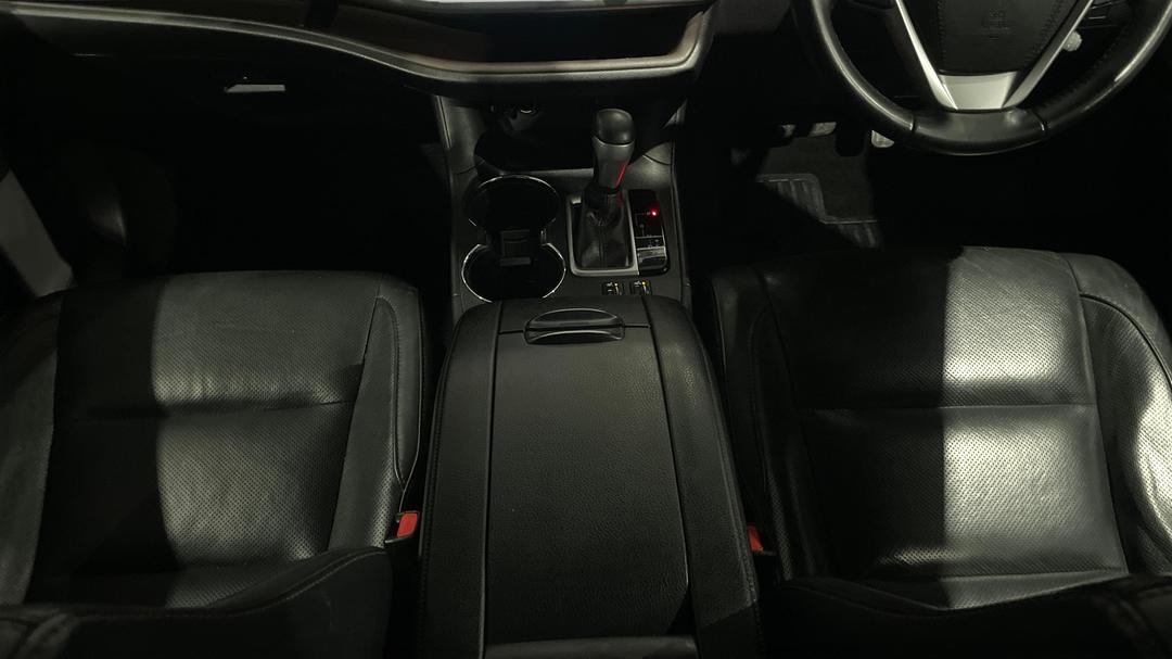 2019 Toyota Kluger Gxl (4x2), Automatic, 116151 km, Center Console