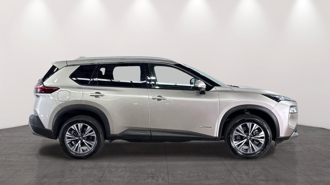 2024 Nissan X-trail St-l (4WD) E-power (hybrid), Automatic, 21884 km, Right Side View