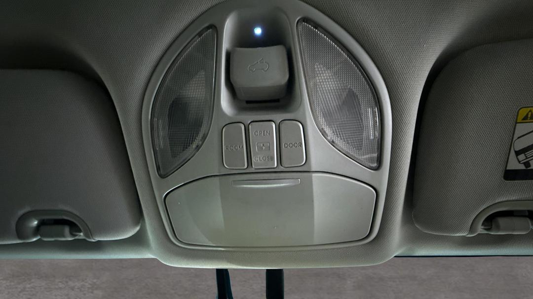 2013 Hyundai Santa Fe Highlander Crdi (4x4), Automatic, 125474 km, On-Roof Controls/Sunglass holder