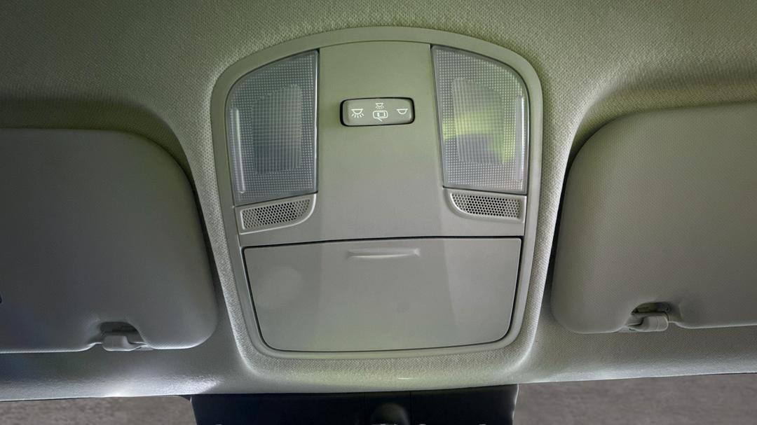2022 Kia Stonic Sport, Automatic, 10150 km, On-Roof Controls/Sunglass holder