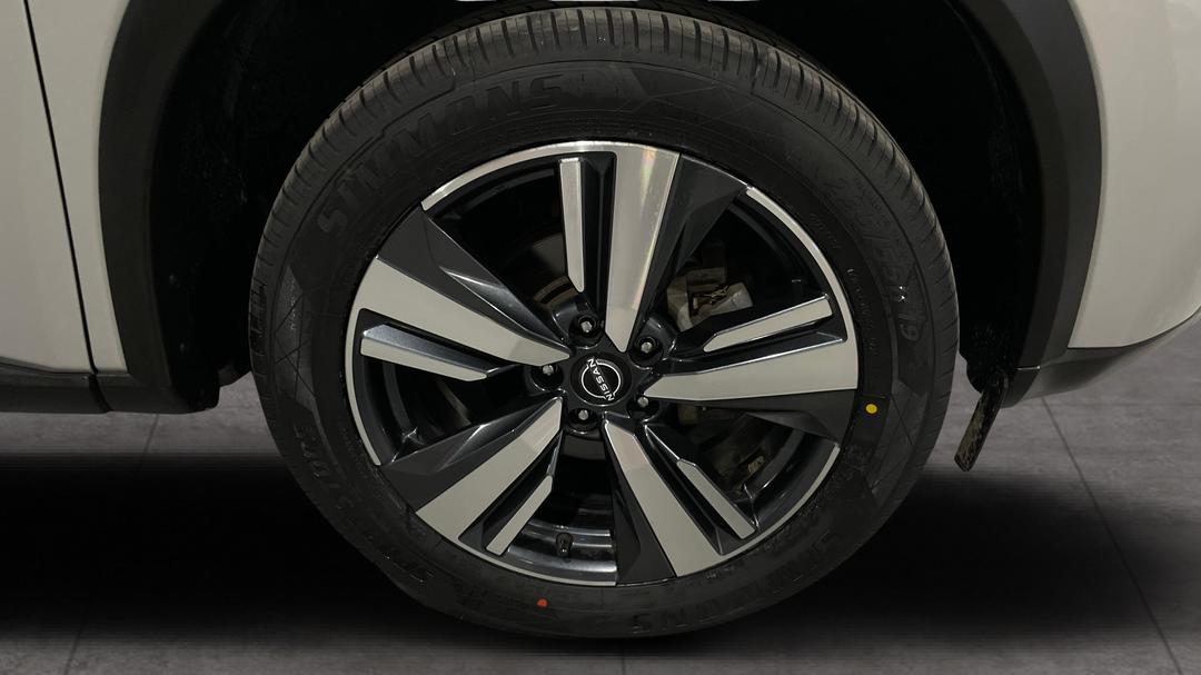 2022 Nissan X-trail Ti-l (4WD), Automatic, 54121 km, Right Front Wheel