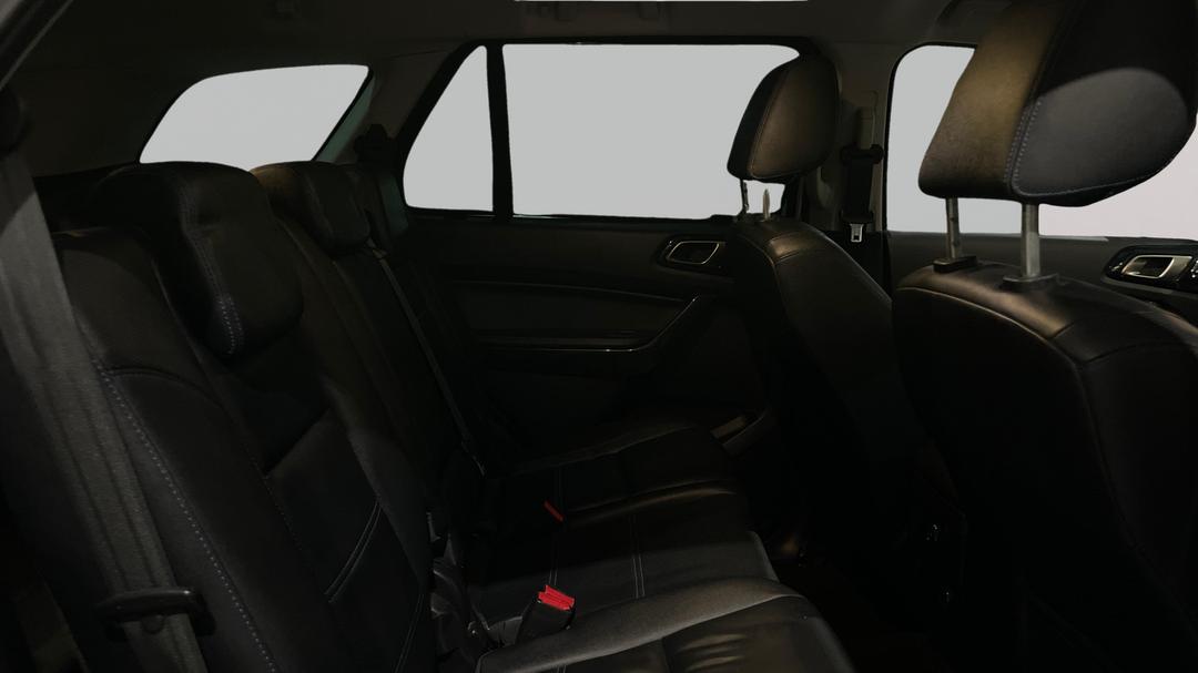 2022 Ford Everest Sport (4WD), Automatic, 60915 km, Right Side Rear Door Cabin View