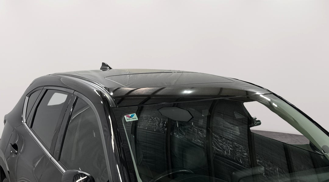 2017 Mazda CX-5 Gt (4x4), Automatic, 104839 km, Roof/Sunroof View