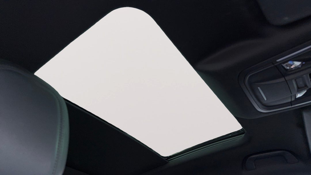 Interior Sunroof/Moonroof