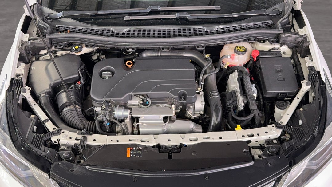 Open Bonnet (Engine)