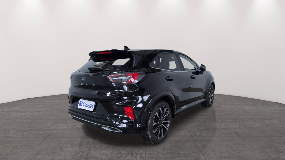 Right Back Diagonal (45- Degree) View