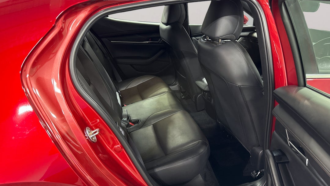 2022 Mazda Mazda3 G25 Astina, Automatic, 19978 km, Right Side Rear Door Cabin View