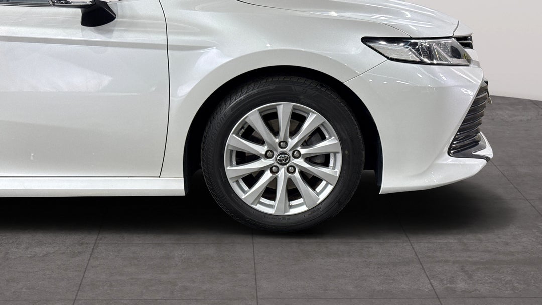 2019 Toyota Camry Ascent, Automatic, 95702 km, Right Front Wheel