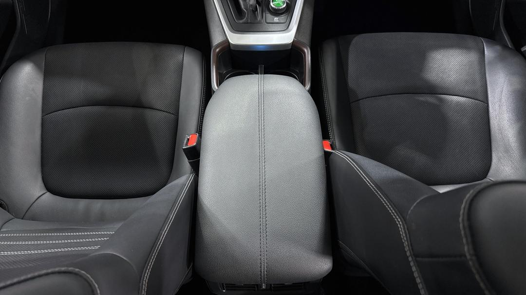 2022 Toyota RAV4 Cruiser (AWD) Hybrid, Automatic, 34669 km, Center Console