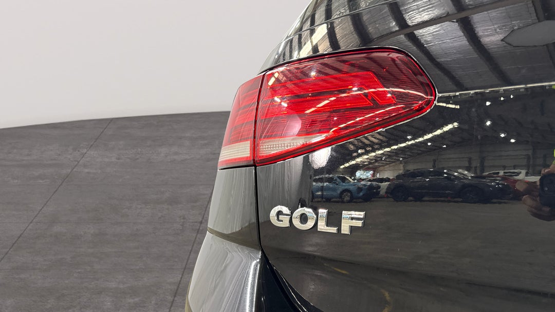 2018 Volkswagen Golf 110 Tsi Highline, Automatic, 85919 km, Badge (Boot Left Side)