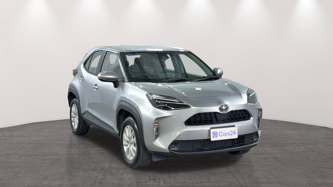 Right Front Diagonal (45- Degree) View