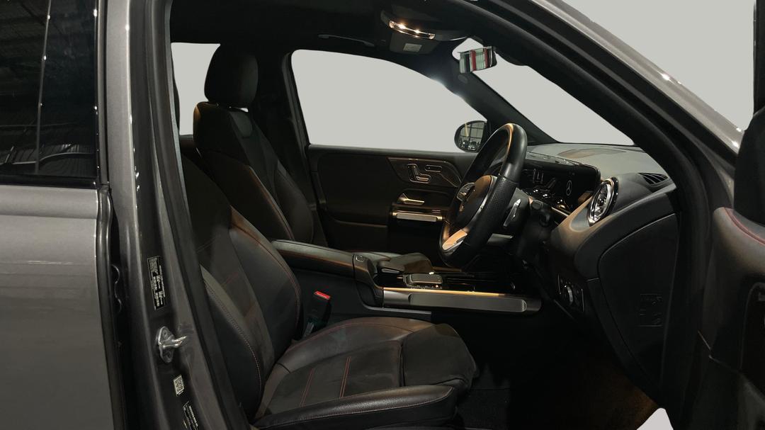 2021 Mercedes-benz Glb 250 4matic, Automatic, 56562 km, Right Side Front Door Cabin View