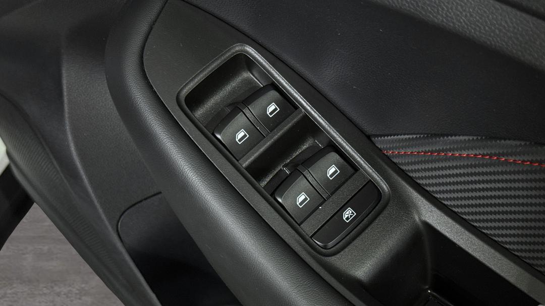 2021 MG Zst Excite, Automatic, 82645 km, Drivers Side Door Panel Controls