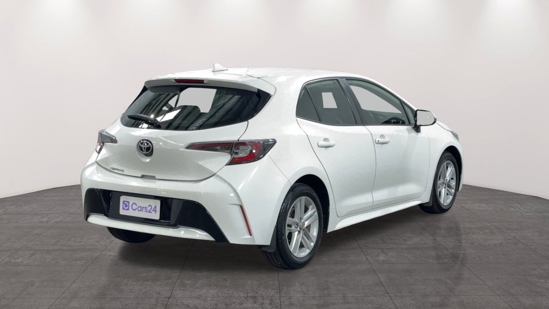 Right Back Diagonal (45- Degree) View