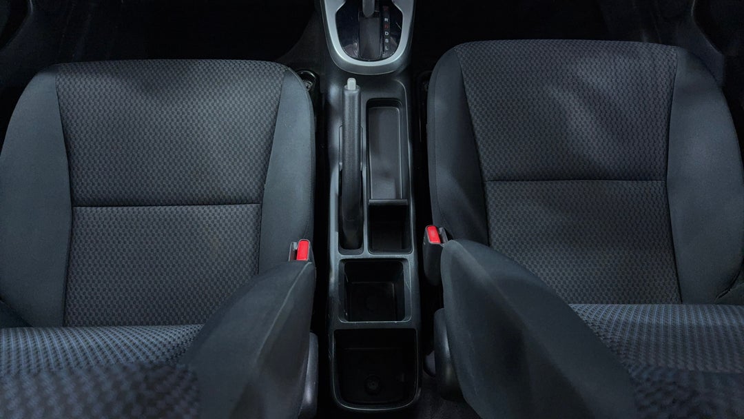 2017 Honda Jazz Vti, Automatic, 143412 km, Center Console