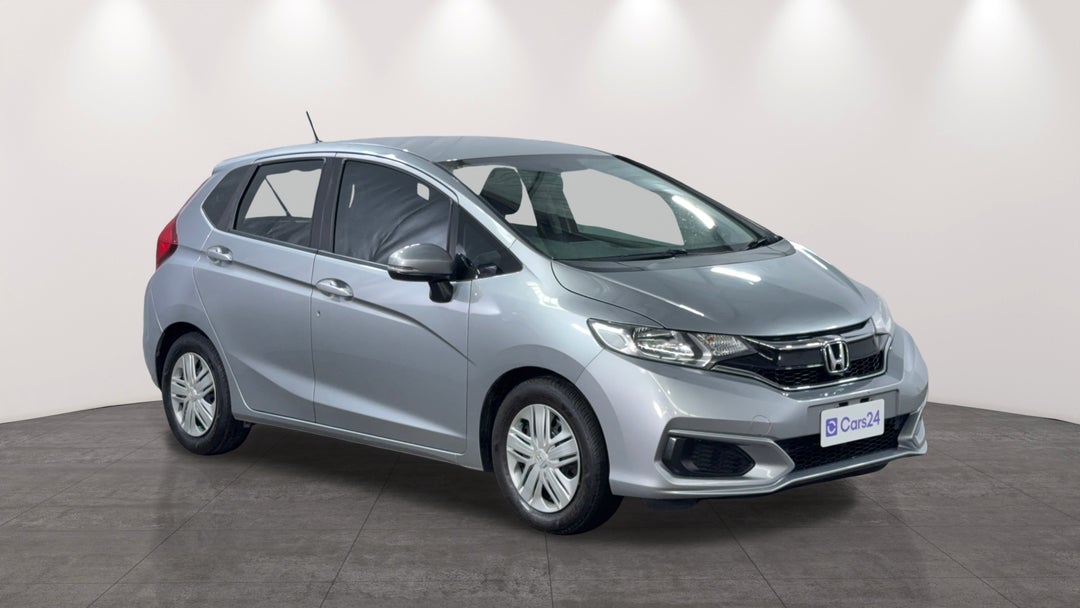 2017 Honda Jazz Vti, Automatic, 143412 km, Right Front Diagonal (45- Degree) View