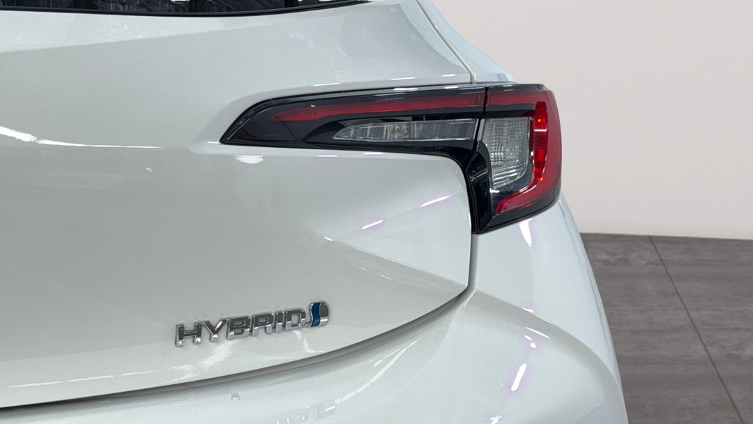 Badge (Boot Right Side)