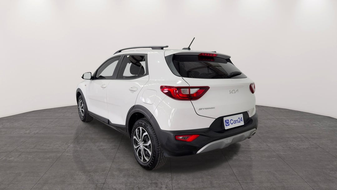 Left Back Diagonal (45- Degree) View