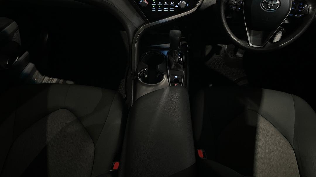 2021 Toyota Camry Ascent, Automatic, 61946 km, Center Console