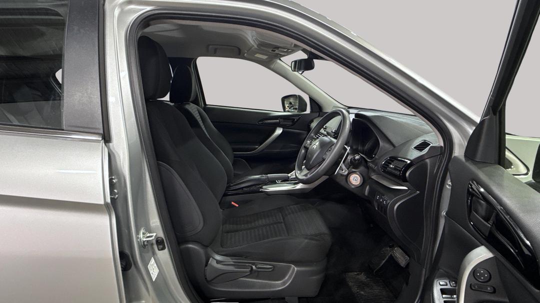 2024 Mitsubishi Eclipse Cross Es (2WD), Automatic, 24141 km, Right Side Front Door Cabin View