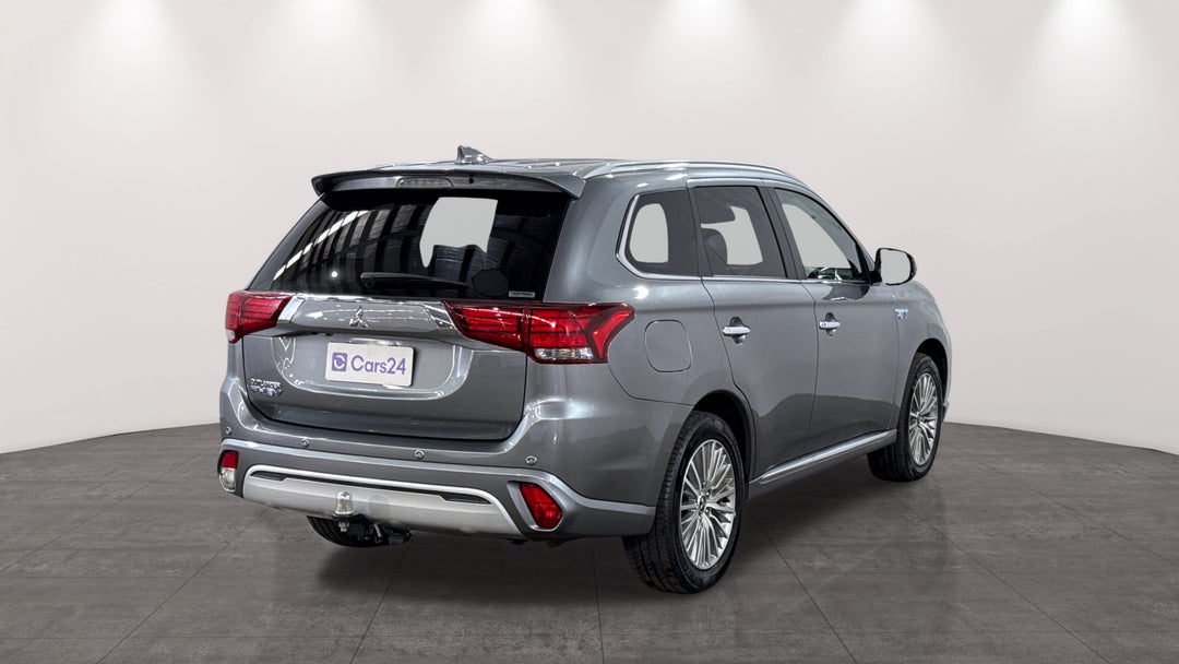 2020 Mitsubishi Outlander Phev Exceed 5 Seat (AWD), Automatic, 84513 km, Right Back Diagonal (45- Degree) View